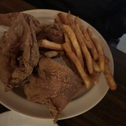 Smokin' Toad's BBQ - Fried Chicken Dinner