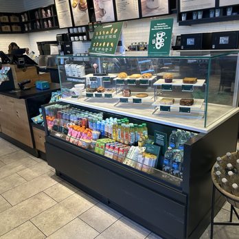 Starbucks - Coffee & Tea Near Me - Reston, Virginia