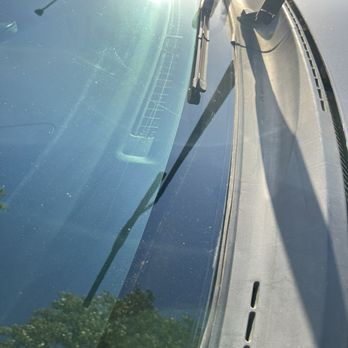 24/7 Windshield Repair - Windshield Installation & Repair Near Me - Huntington Beach, California