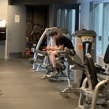 Sonoma Fit - Clearly Sonoma Fit doesn't care about the mask mandate or its clients safety. - Cycling Classes Near Me - Sonoma, California Sonoma Fit - Clearly Sonoma Fit doesn't care about the mask mandate or its clients safety. - Cycling Classes Near Me - Sonoma, California