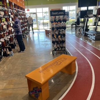 Fit2Run - Sports Wear Near Me - Winter Garden, Florida Fit2Run - Sports Wear Near Me - Winter Garden, Florida