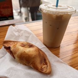 Café Santana Roasting Company - Empanada and vanilla latte