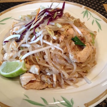 Thai USA - Pad Thai with chicken - Thai Near Me - Huntington, New York Thai USA - Pad Thai with chicken - Thai Near Me - Huntington, New York