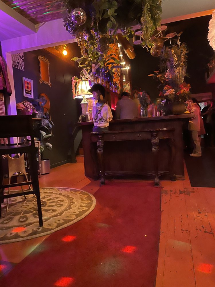 BAXTER’S SPEAKEASY Updated September 2024 10 Photos 22 N High St