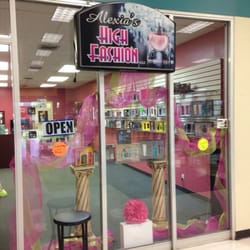 Pretty little wholesale fragrance store I stumbled on as I went to Cps energy to turn in my AC rebate !!