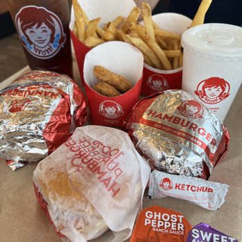 Wendy's - Burgers Near Me - Chino Hills, California Wendy's - Burgers Near Me - Chino Hills, California