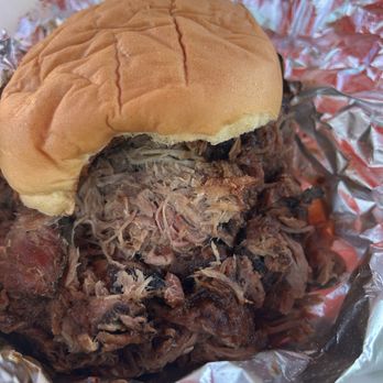 Marina Munch - Pulled pork bbq sandwich - Parklets Near Me - Saint Augustine, Florida