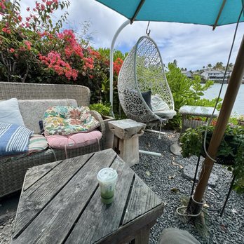 Island Brew Coffeehouse - Coffee & Tea Near Me - Honolulu, Hawaii