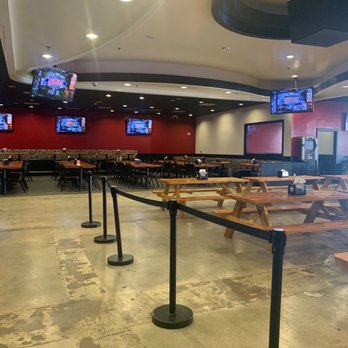 Coach's Corner Pizza & Brew - Pizza Near Me - Cypress, California Coach's Corner Pizza & Brew - Pizza Near Me - Cypress, California