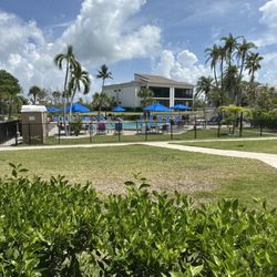 Sanibel Beach Club - Pool area