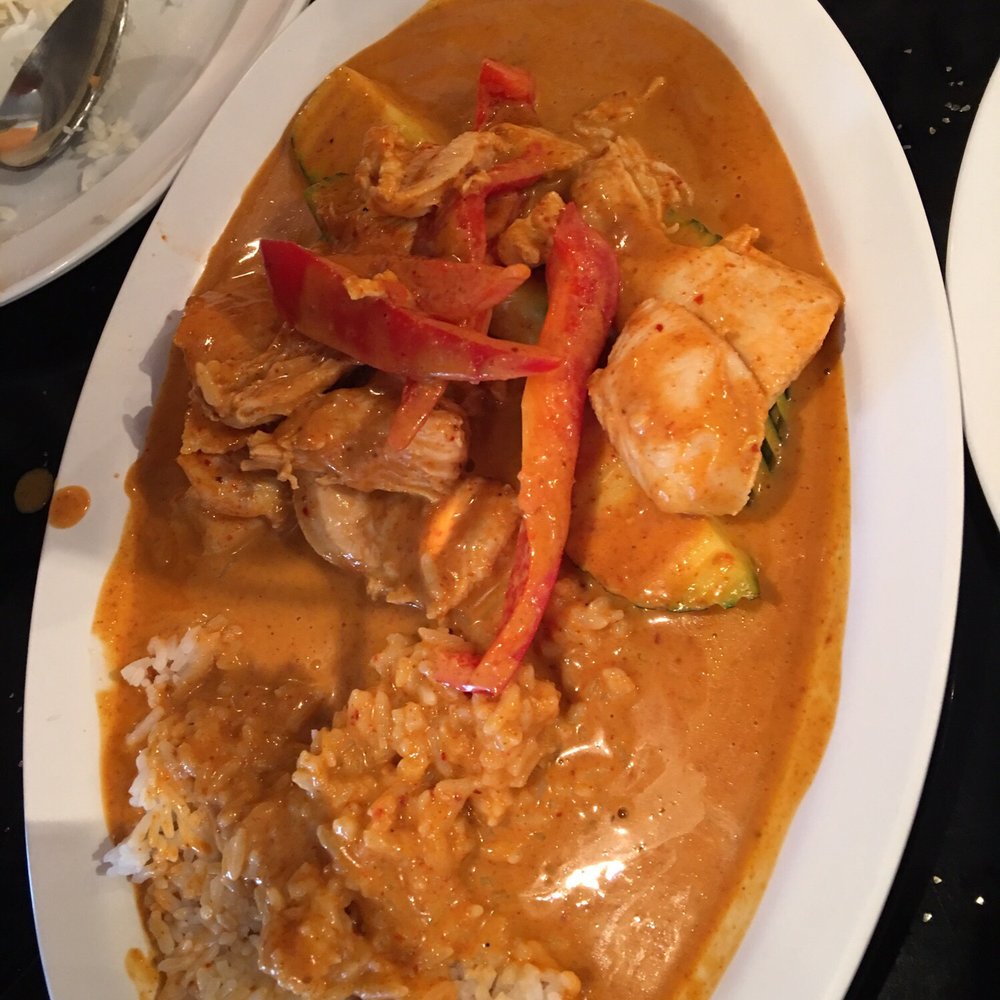 Arroy Thai - Chicken Panang - Thai Near Me - Wesley Chapel, Florida Arroy Thai - Chicken Panang - Thai Near Me - Wesley Chapel, Florida