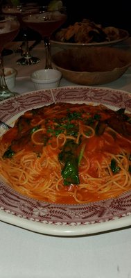 Amici's by null