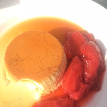 Las Brisas - Flan and inedible strawberries - Mexican Near Me - Laguna Beach, California Las Brisas - Flan and inedible strawberries - Mexican Near Me - Laguna Beach, California