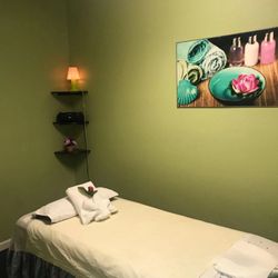 Flowie Spa Massage