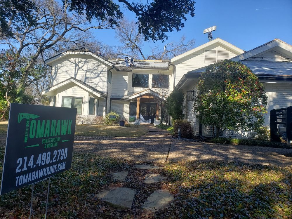 Slide of Tomahawk Construction and Roofing