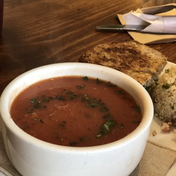 Luna Bakery Cafe - Tomato basil soup - Cafes Near Me - Cleveland, Ohio