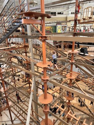 Palisades Center by null