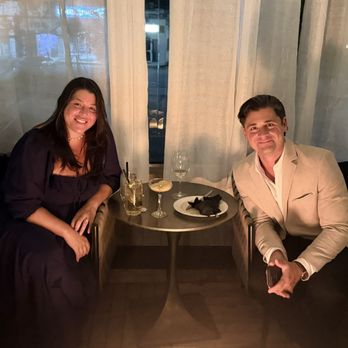 Mannino's Italian Kitchen & Lounge - Proud siblings - Italian Near Me - Commack, New York