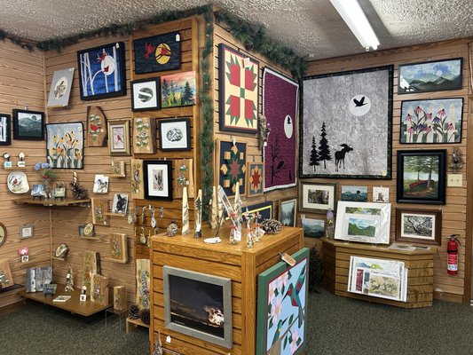 Tunnel Mountain Crafts