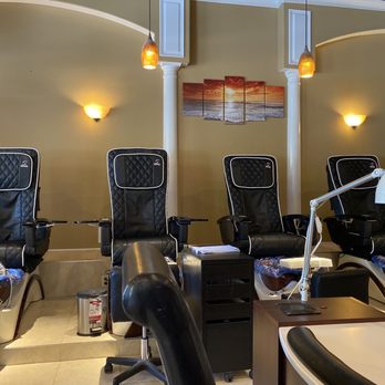New World Nails & Spa - The pedi station and everything is so relaxing & clean - Nail Salons Near Me - Winter Haven, Florida New World Nails & Spa - The pedi station and everything is so relaxing & clean - Nail Salons Near Me - Winter Haven, Florida