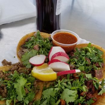 Tacos El Hidalguense - Lengua pastor asada cabeza - Food Trucks Near Me - Turlock, California
