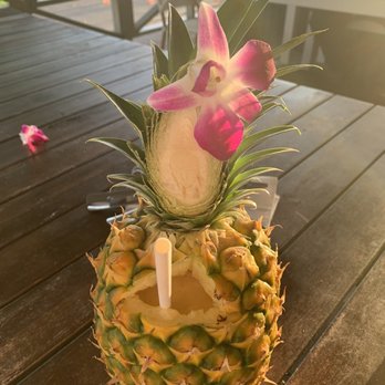 Barefoot Beach Cafe - Pineapple smoothie. - Breakfast & Brunch Near Me - Honolulu, Hawaii Barefoot Beach Cafe - Pineapple smoothie. - Breakfast & Brunch Near Me - Honolulu, Hawaii