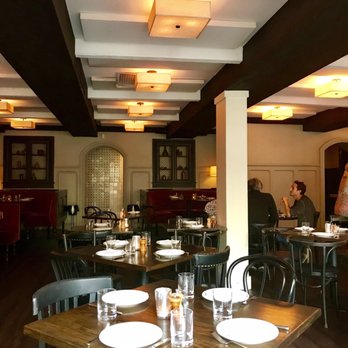 AOC - Tables - Cocktail Bars Near Me - Los Angeles, California