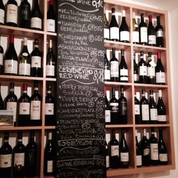 CP1 Wine bar - Wine Bars Near Me - Prague, Puerto Rico CP1 Wine bar - Wine Bars Near Me - Prague, Puerto Rico