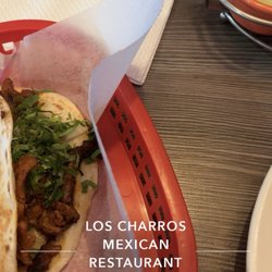 Los Charros - Tacos al pastor