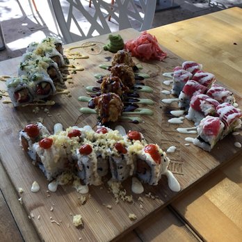 SuViche - Sushi and Ceviche - Beautiful sushi spread - Peruvian Near Me - Miami, Florida