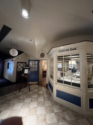 Cafe on Oak by null