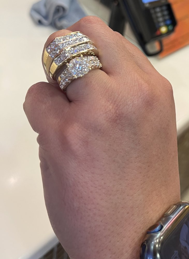 DANIEL’S JEWELERS Updated August 2024 7611 W Thomas Rd, Phoenix