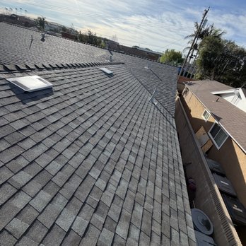Estrada Roofs - Landmark Solaris Georgetown Gray - Roofing Near Me - Santa Ana, California Estrada Roofs - Landmark Solaris Georgetown Gray - Roofing Near Me - Santa Ana, California