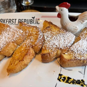 Breakfast Republic - Brioche French toast - Breakfast & Brunch Near Me - Culver City, California