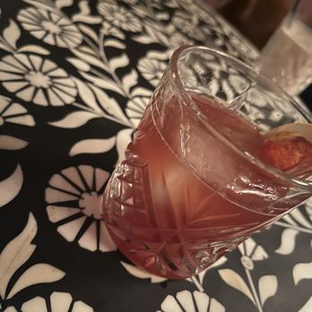 Gretel - Hang 11 - Cocktail Bars Near Me - Chicago, Illinois