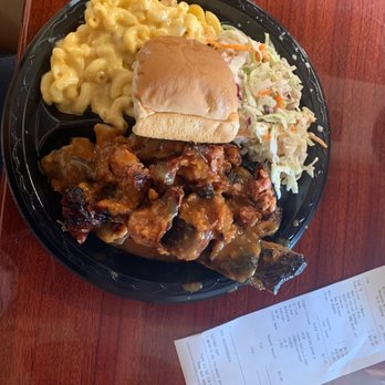 Jazzy's BBQ - Rib and Sausage combo with mac & cheese coleslaw and a roll - Barbeque Near Me - Tampa, Florida Jazzy's BBQ - Rib and Sausage combo with mac & cheese coleslaw and a roll - Barbeque Near Me - Tampa, Florida