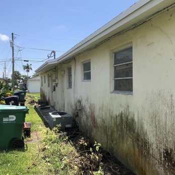 Rosario Bro’s - Exterior duplex pressure cleaned and sprayed - Painters Near Me Rosario Bro’s - Exterior duplex pressure cleaned and sprayed - Painters Near Me