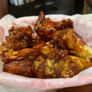 Foster's Grille - Buffalo wings - Burgers Near Me - Marshall, Virginia