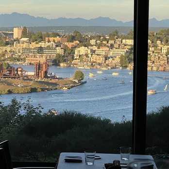 Canlis - New American Near Me - Seattle, Washington Canlis - New American Near Me - Seattle, Washington
