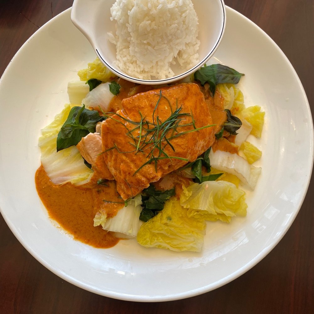 Chai's Asian Bistro - Chu Chee Salmon Curry - Asian Fusion Near Me - Chicago, Illinois