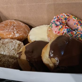 Country Style Donuts - Donuts - Donuts Near Me - Henrico, Virginia Country Style Donuts - Donuts - Donuts Near Me - Henrico, Virginia