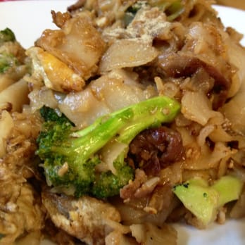 The Vulcan Cafe - Pad sew u - Thai Near Me - Oakland, California The Vulcan Cafe - Pad sew u - Thai Near Me - Oakland, California