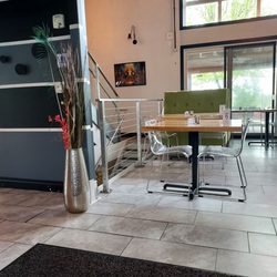 Saffron Indian Cuisine - Inside stairs to second level