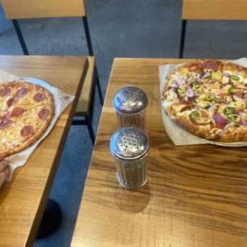 Blaze Pizza - Salad Near Me - Encino, California Blaze Pizza - Salad Near Me - Encino, California