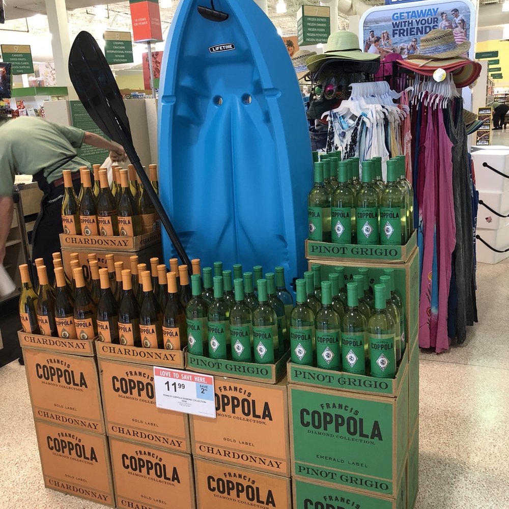 Publix - Wine display at the entrance - Grocery Near Me - Mt Pleasant, South Carolina