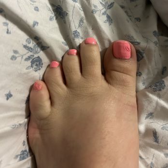 Venus Nails & Spa - Smudged so easy after being home a few hours - Waxing Near Me - Stafford, Virginia