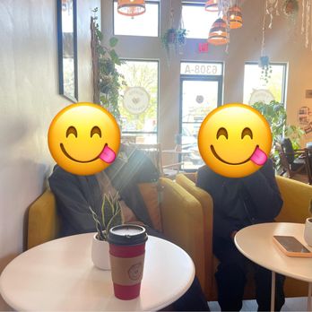 Koffee Paradise - cozy chairs - Coffee & Tea Near Me - Columbus, Ohio Koffee Paradise - cozy chairs - Coffee & Tea Near Me - Columbus, Ohio