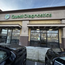 Quest Diagnostics - Outside