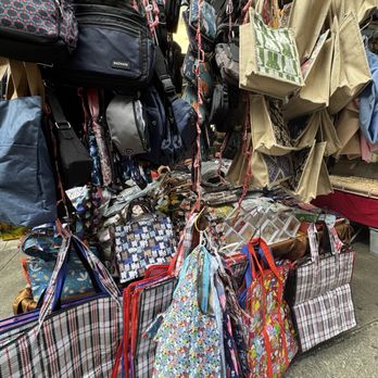 花園街 - Flea Markets Near Me - Hong Kong, HK
