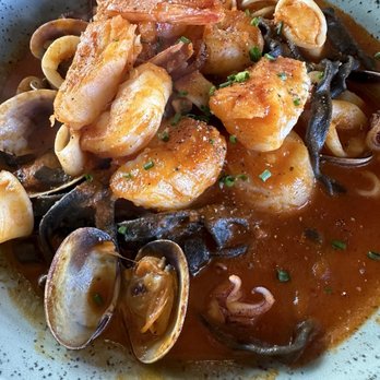 Moonraker Restaurant - Seafood Pasta - New American Near Me - Pacifica, California